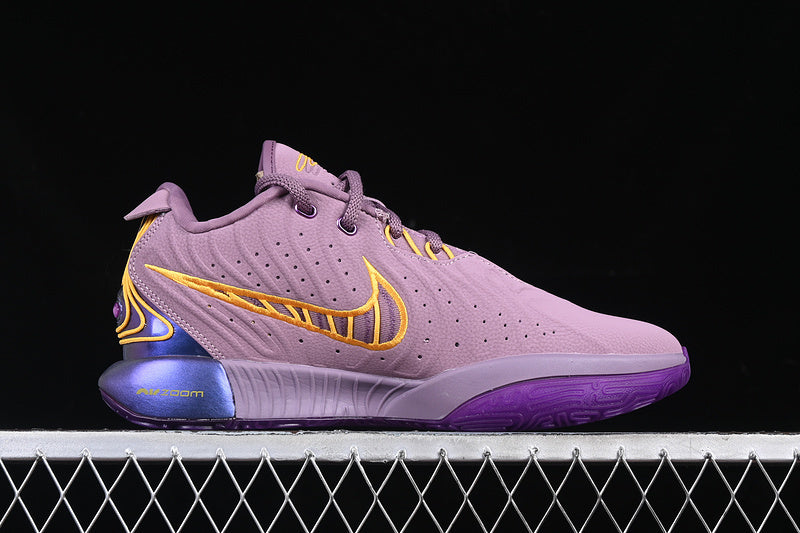 LEBRON XXI EP VIOLET DUST/PURPLE COSMOS/UNIVERSITY GOLD