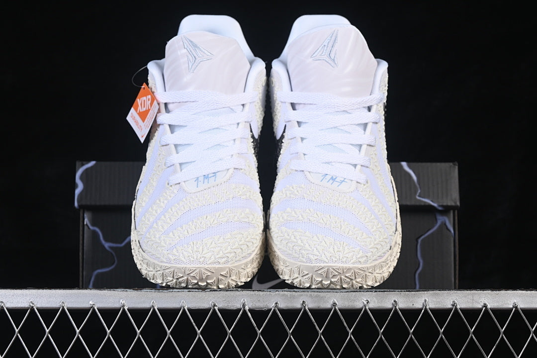 JA 3 EP LOW TOP BASKETBALL SHOES BLACK/WHITE/BEIGE